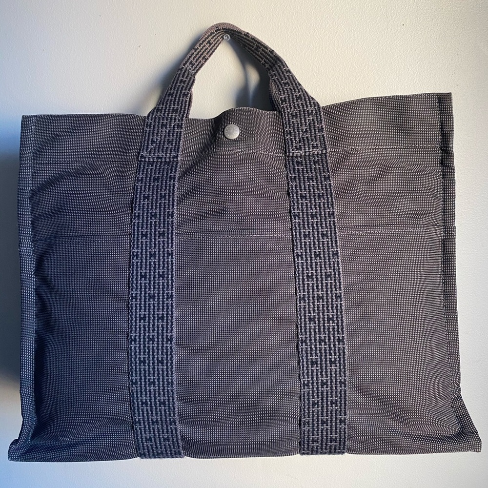AUTHENTIC HERMES CANVAS HANDBAG Mm size